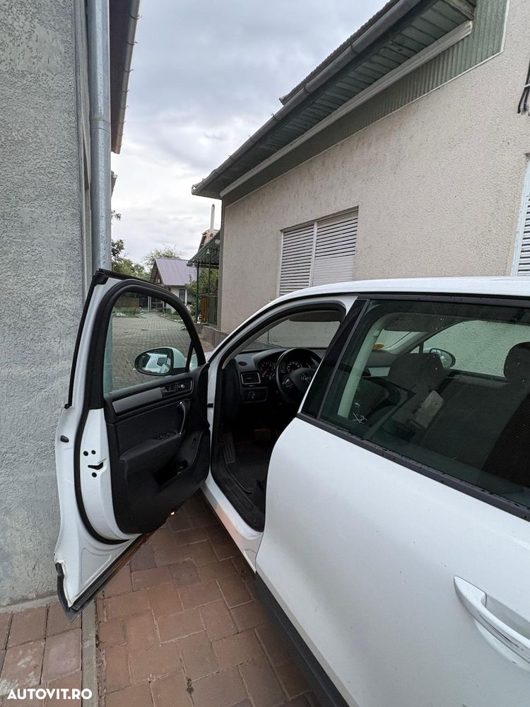 Volkswagen Touareg 3.0 V6 TDI BMT - 6