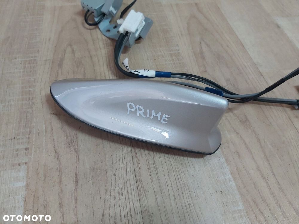 Toyota Prius IV Prime Antena rekin wzmacniacz - 2