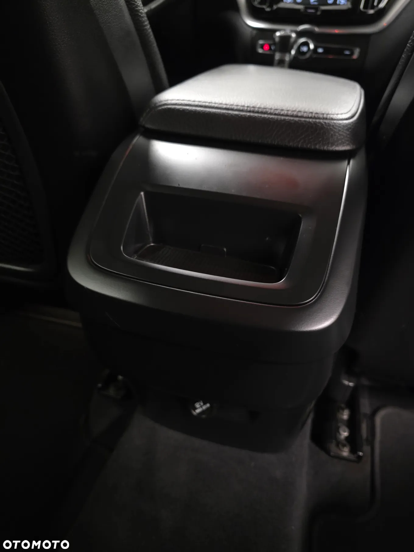 Volvo XC 60 D4 AWD Geartronic Inscription - 23
