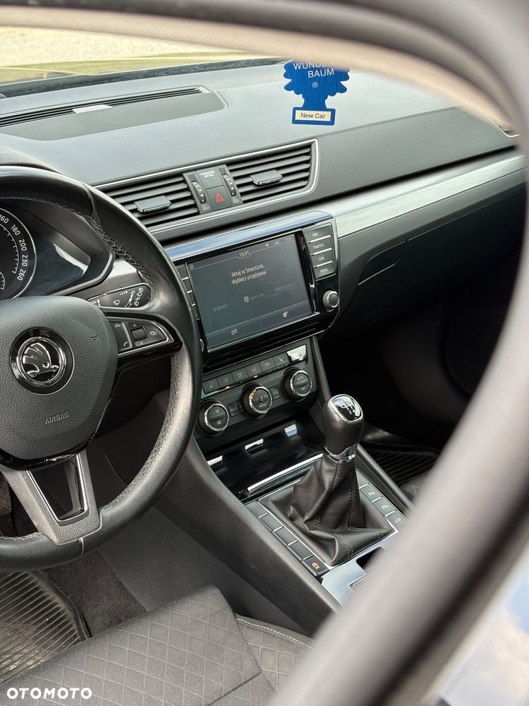 Skoda Superb 1.6 TDI GreenLine - 12
