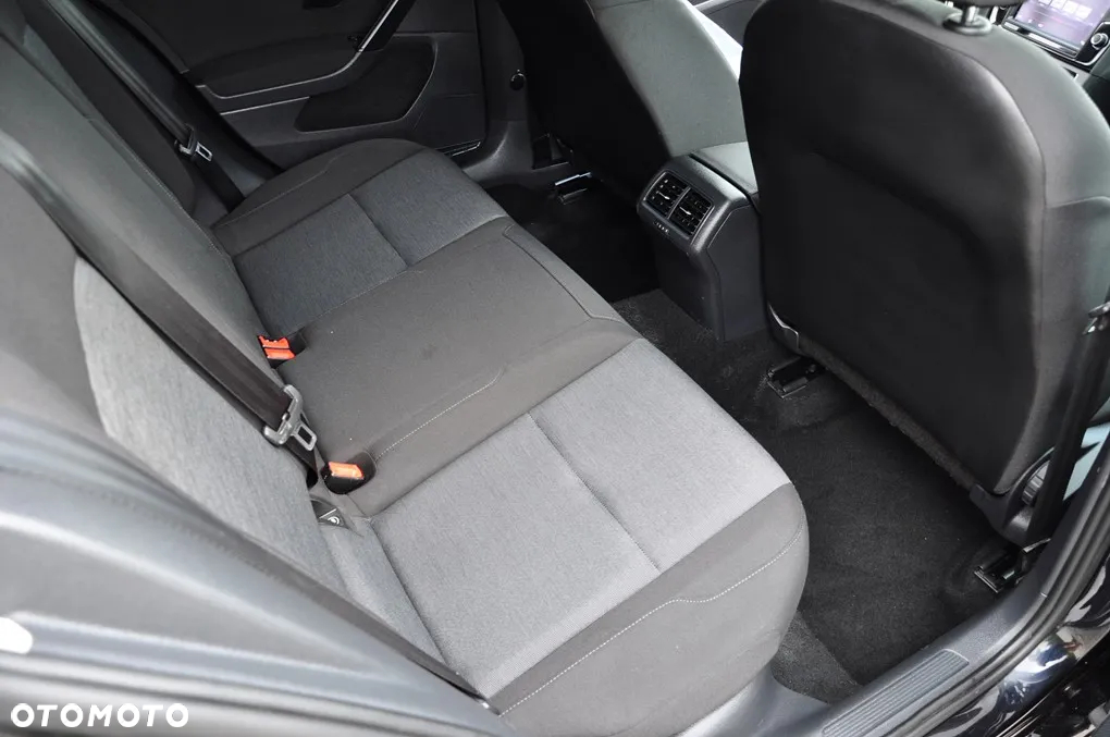 Volkswagen Golf 1.6 BlueTDI Trendline - 25