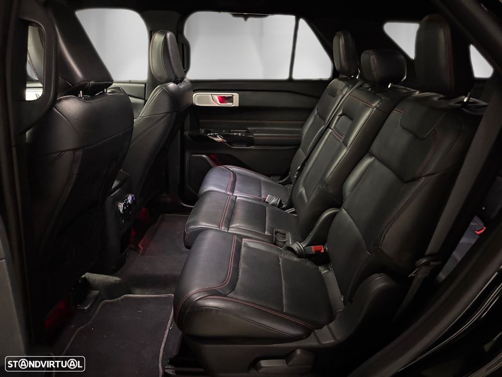 Ford Explorer - 6