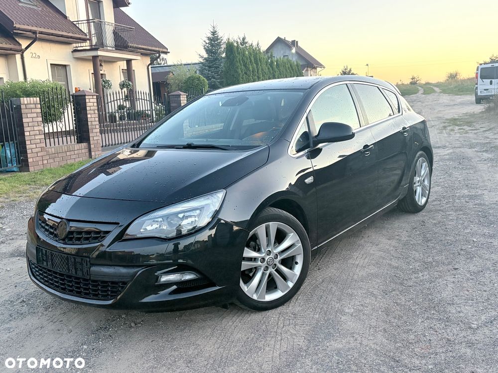 Opel Astra 1.4 T Cosmo - 1