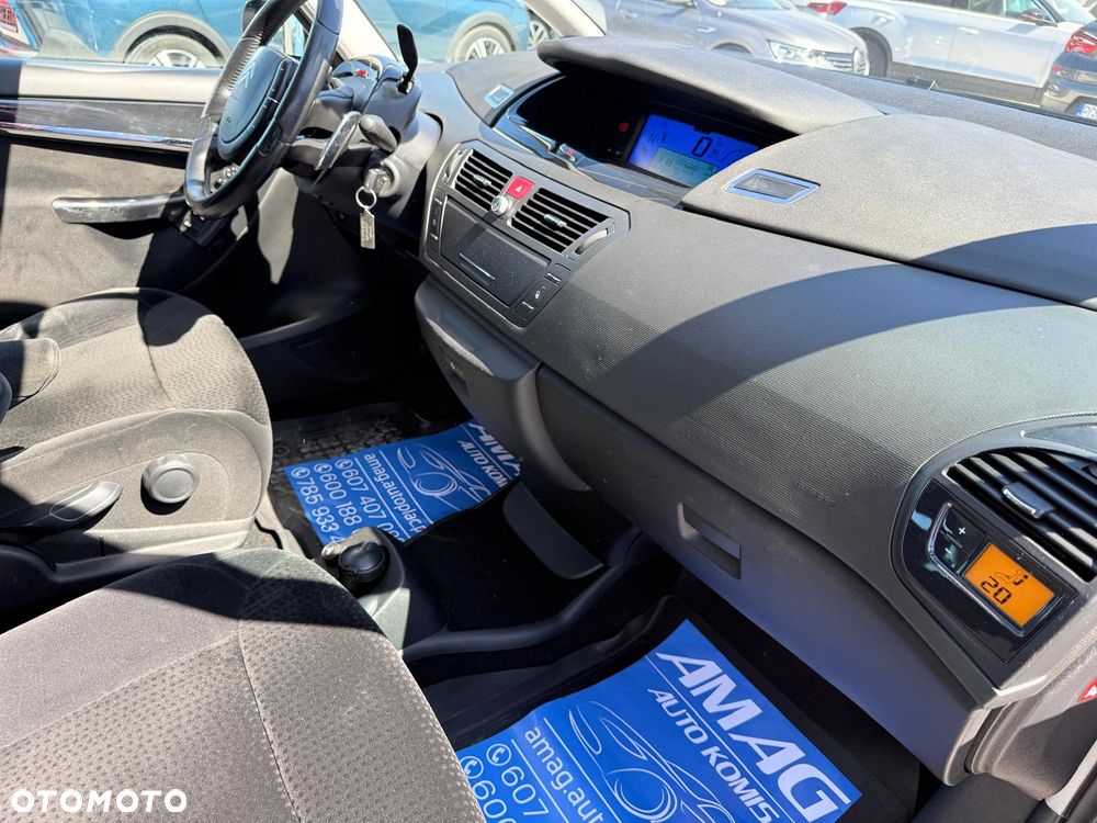 Citroën C4 Picasso 2.0 HDi FAP EGS6 Tendance - 16