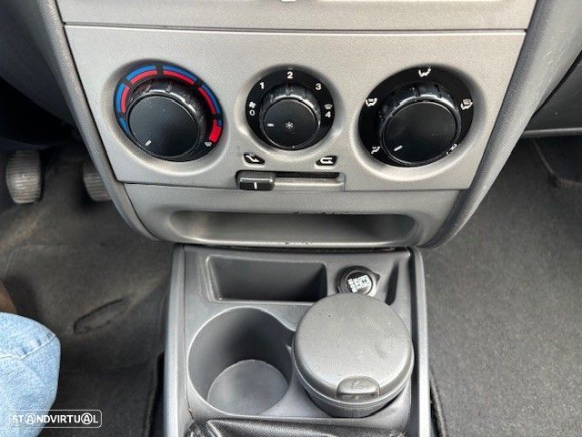 Fiat Strada 1.3 M-Jet CD Adventure - 8