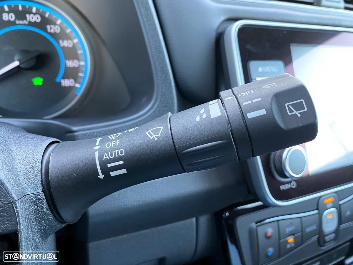 Nissan Leaf N-Connecta - 12