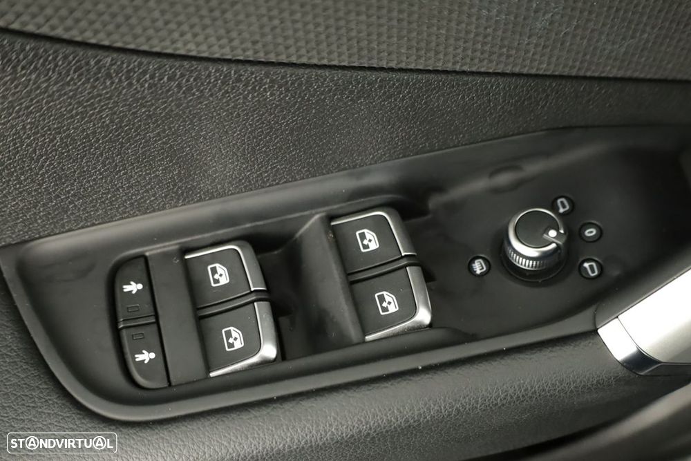 Audi Q2 30 TFSI Advanced - 18