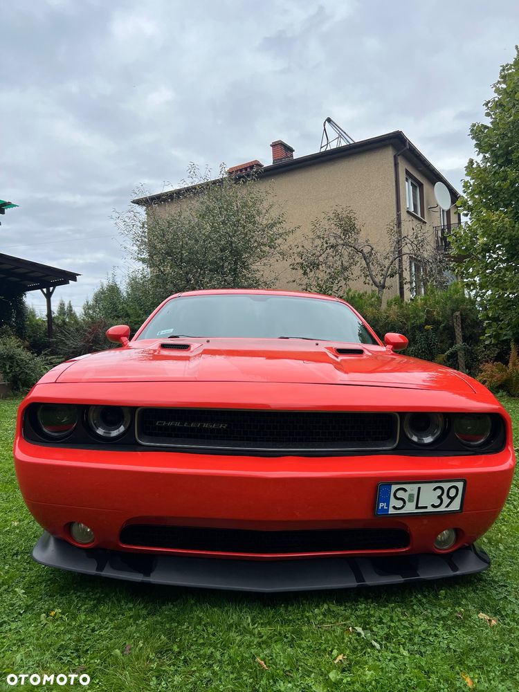 Dodge Challenger - 4