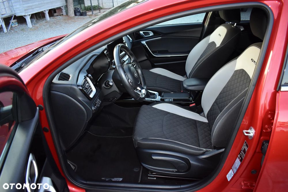 Kia ProCeed 1.6 CRDi 136 ISG GT Line - 21