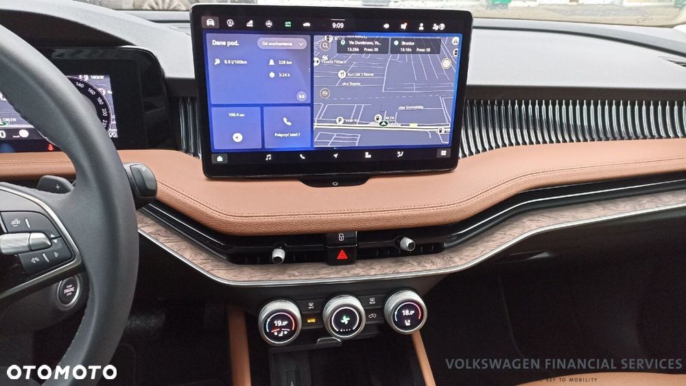 Skoda Superb 1.5 TSI L&K DSG - 8