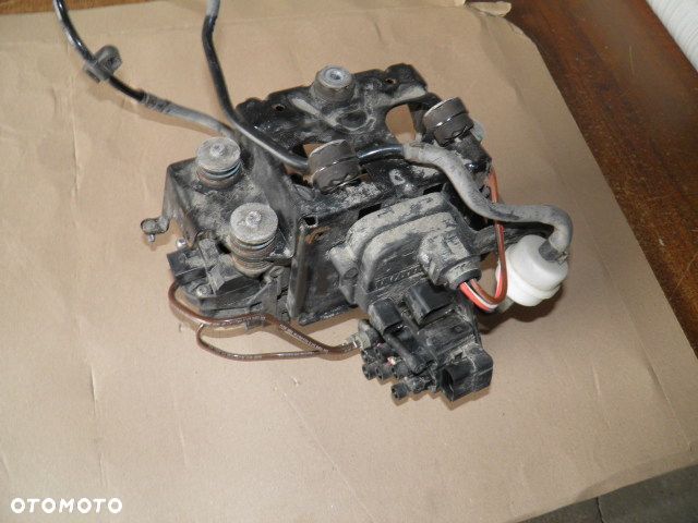 AUDI Q7 4M0 KOMPRESOR ZAWIESZENIA 4M0616005F - 4