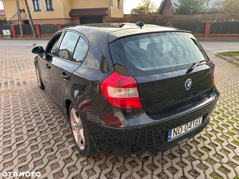 BMW Seria 1 120i - 13