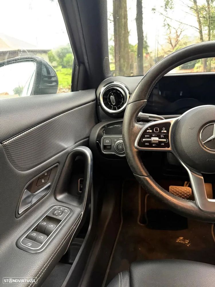 Mercedes-Benz A 180 Limousine d Business Solutions Aut. - 11