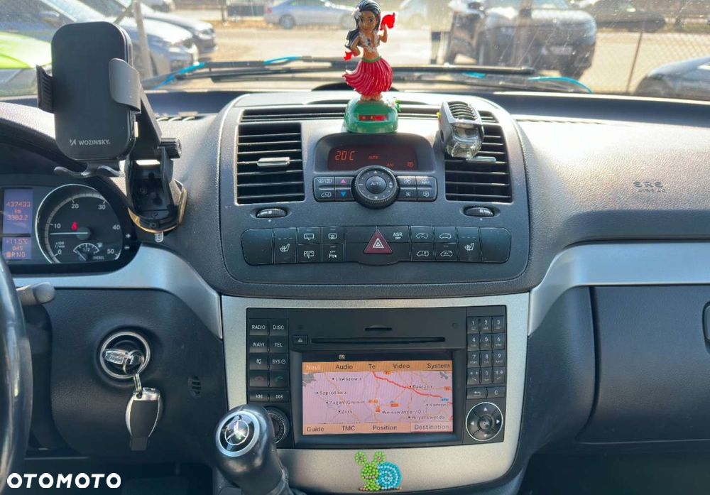 Mercedes-Benz Viano - 14