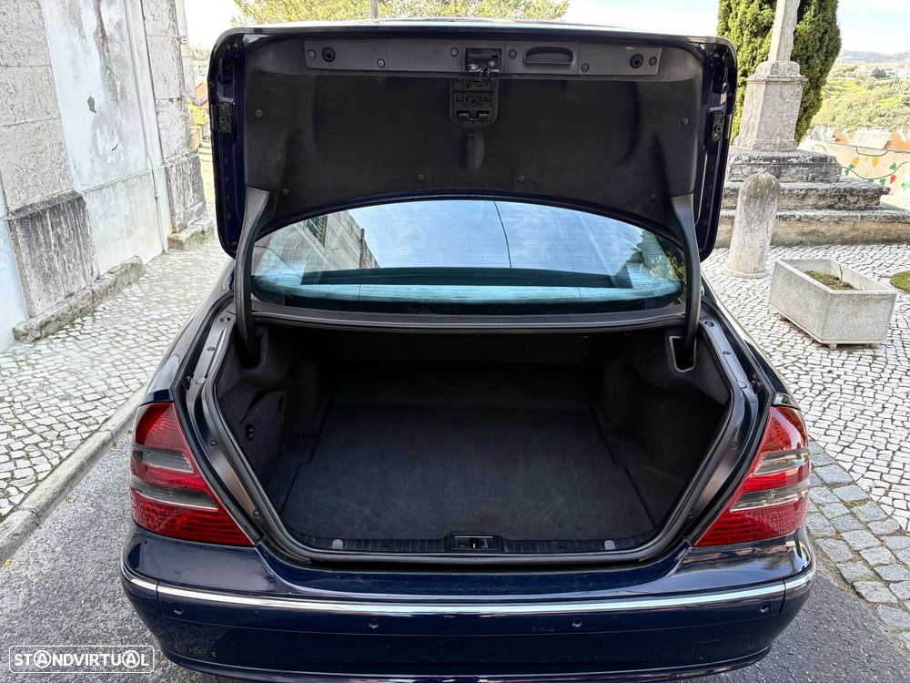 Mercedes-Benz E 220 CDI Avantgarde Aut. - 6