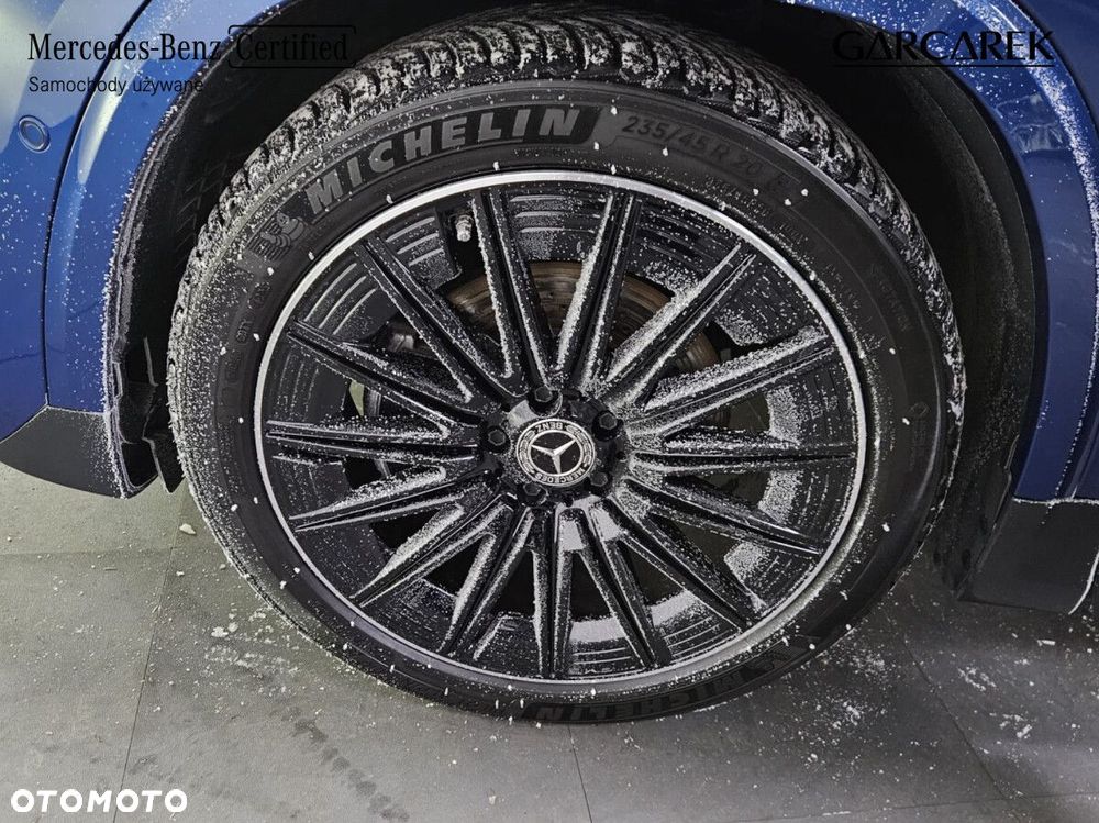 Mercedes-Benz GLA - 15