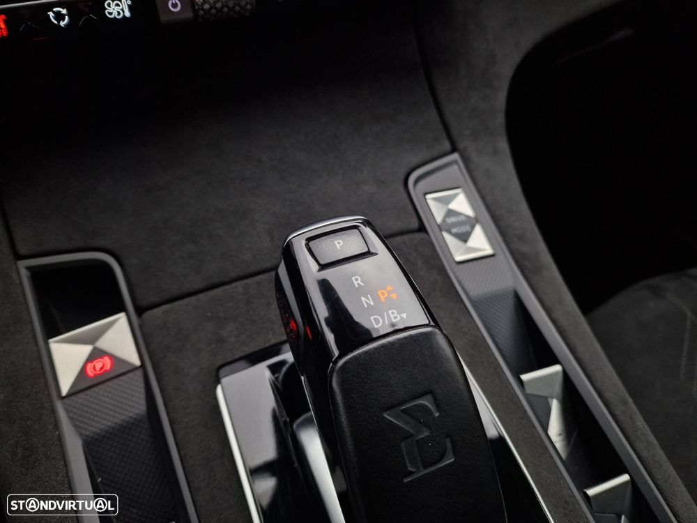 DS DS7 Crossback E-Tense Performance Line+ EAT8 - 36