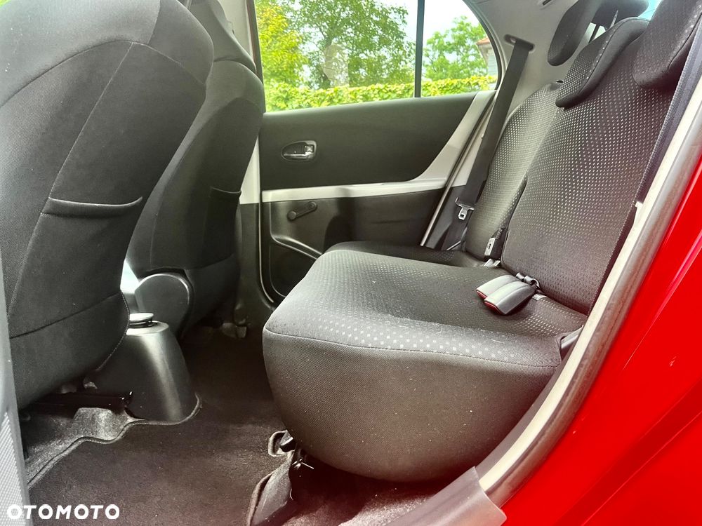 Toyota Yaris 1.33 VVT-i Executive - 14