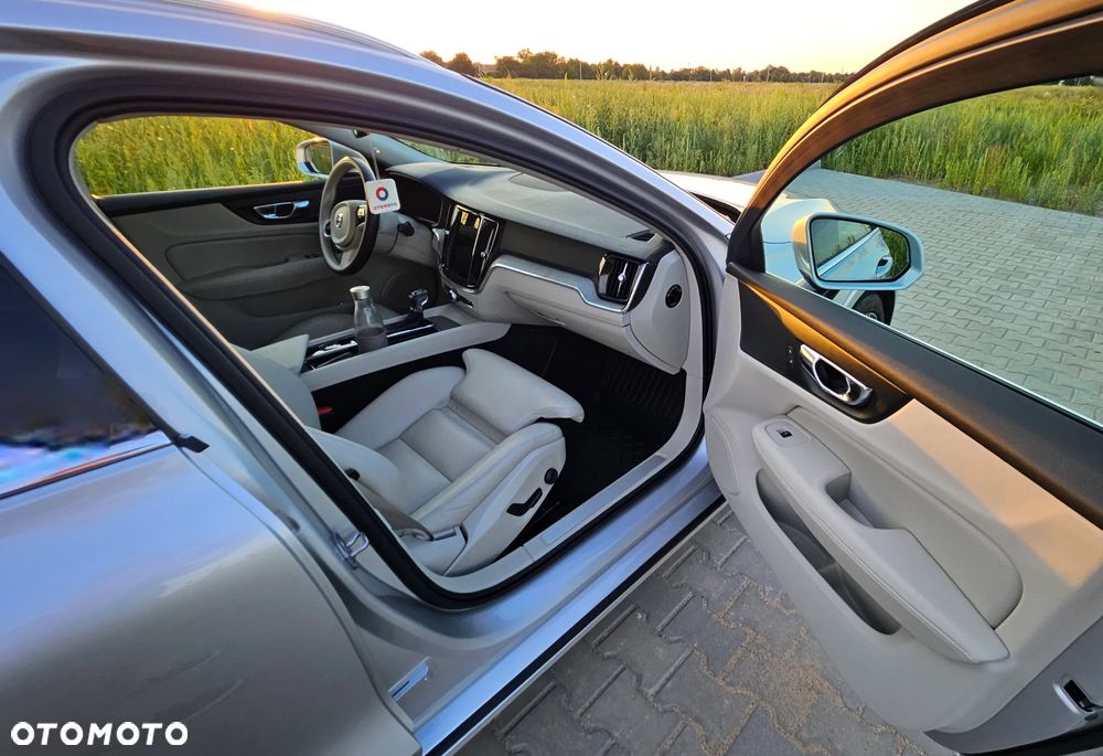 Volvo V60 B4 D Inscription - 9