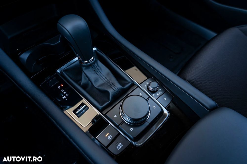 Mazda 3 e-Skyactiv X186 AT MHEV Exclusive-Line - 19