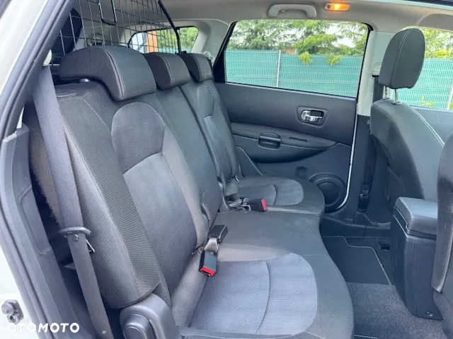 Nissan Qashqai+2 - 34