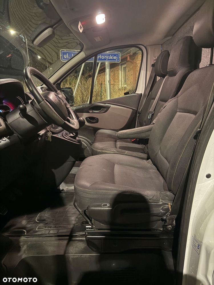 Renault Trafic - 6