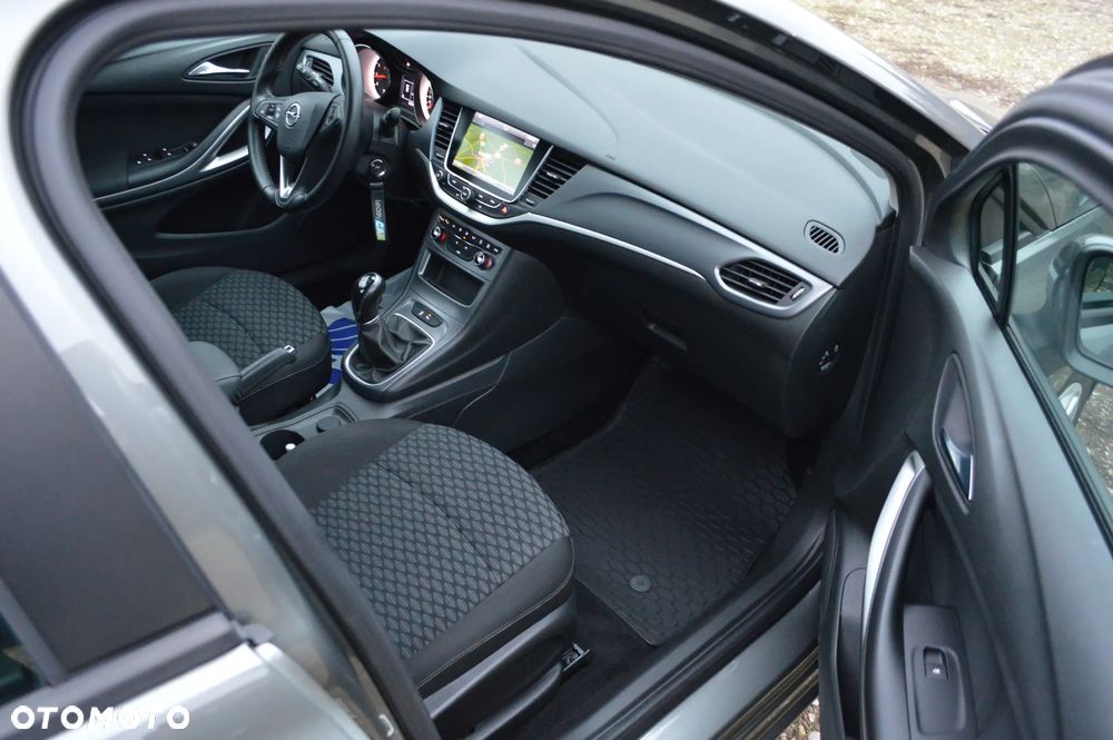 Opel Astra 1.4 T Enjoy - 14