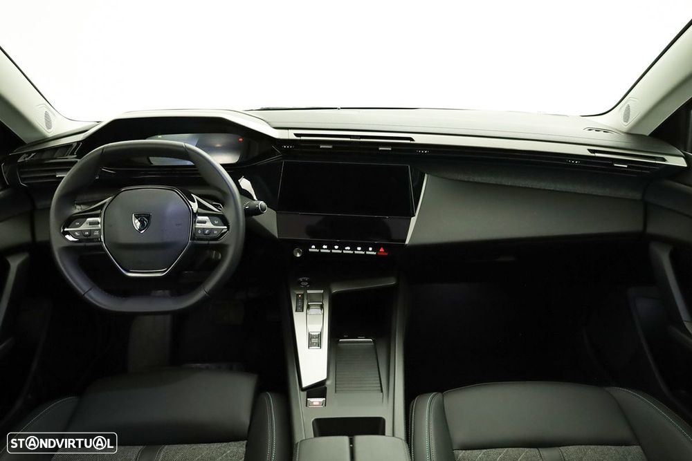 Peugeot 408 1.2 PureTech Allure EAT8 - 8