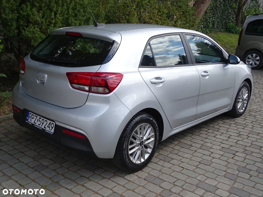 Kia Rio 1.0 T-GDI L - 12