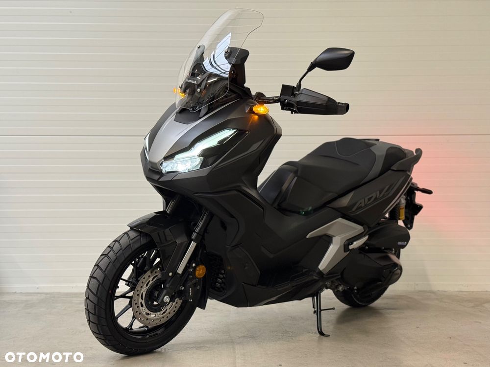 Honda ADV350 - 7