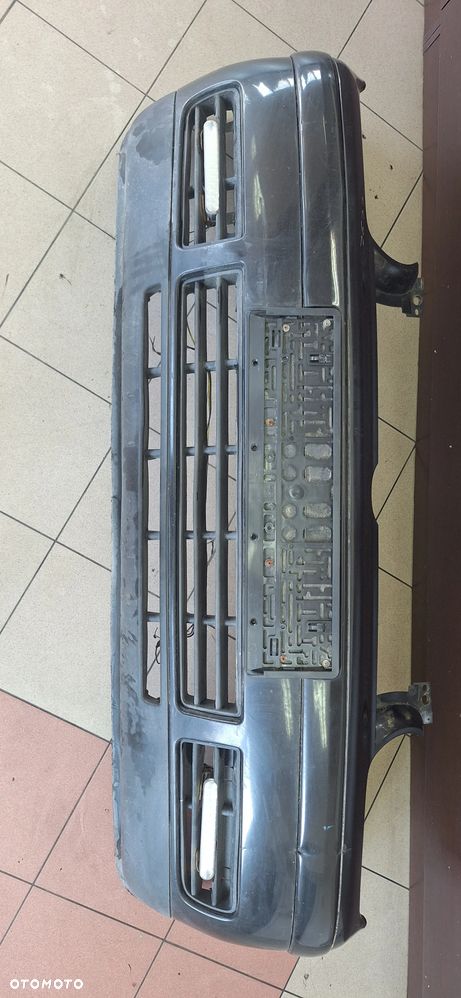 VW Golf IV Zderzak Przód Przedni Kod Lakieru LC9Z - 1