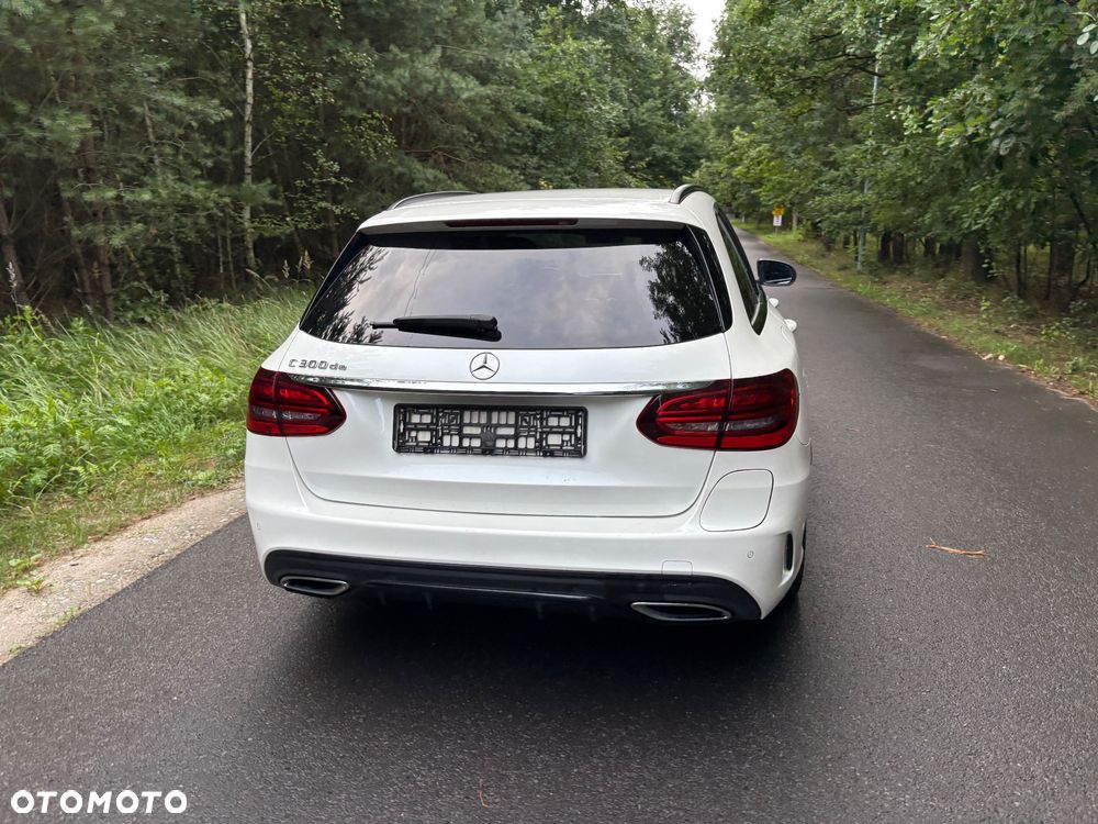 Mercedes-Benz Klasa C 300 de 9G-TRONIC - 4