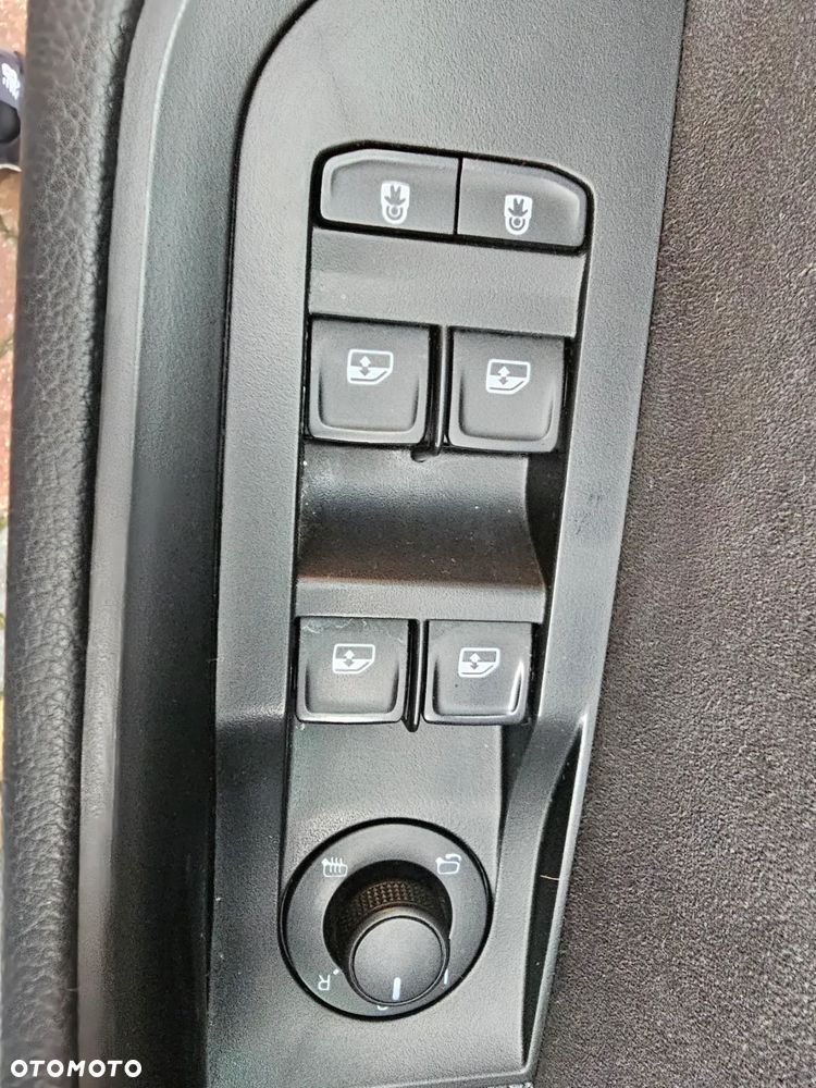 Skoda Superb 2.0 TDI SCR 4x4 Sportline DSG - 24