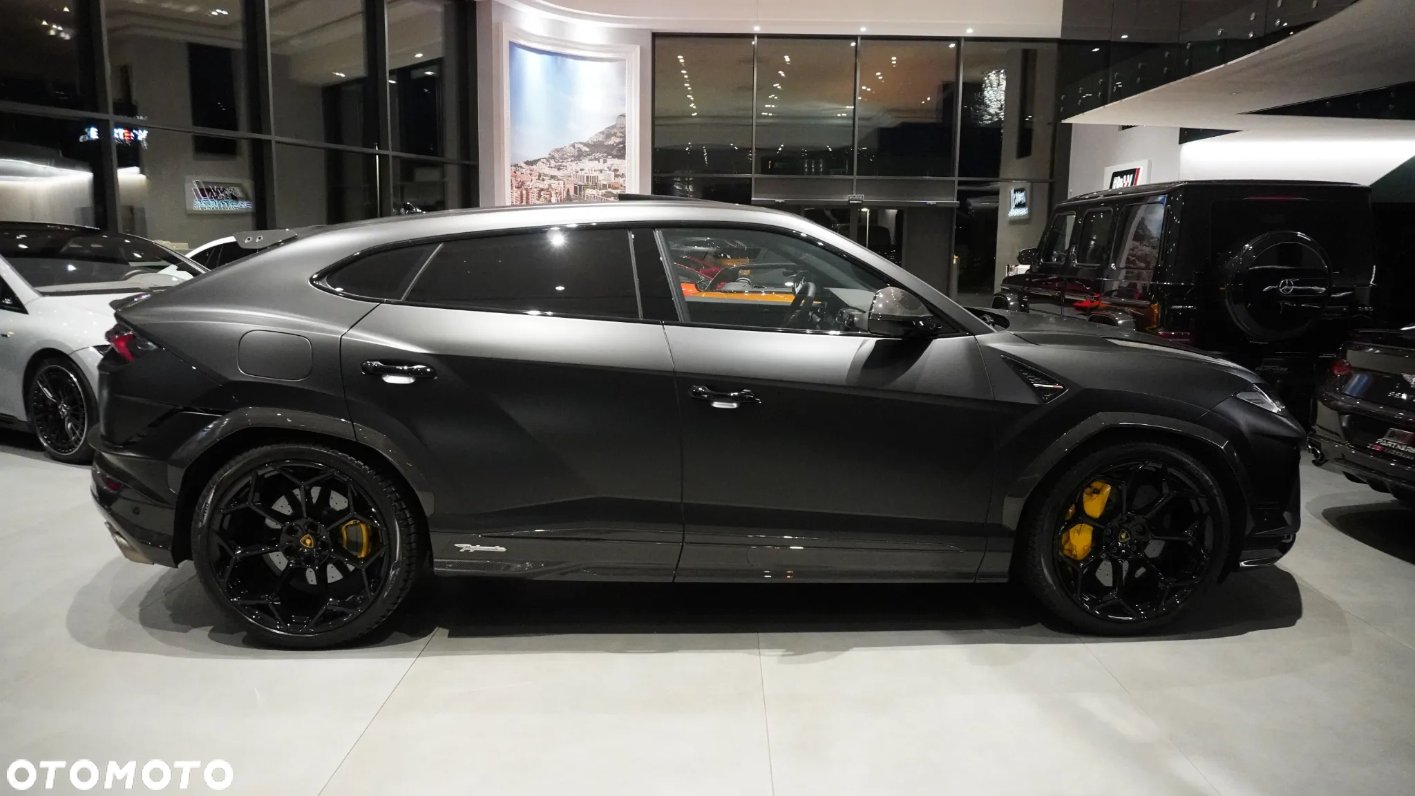 Lamborghini Urus - 21