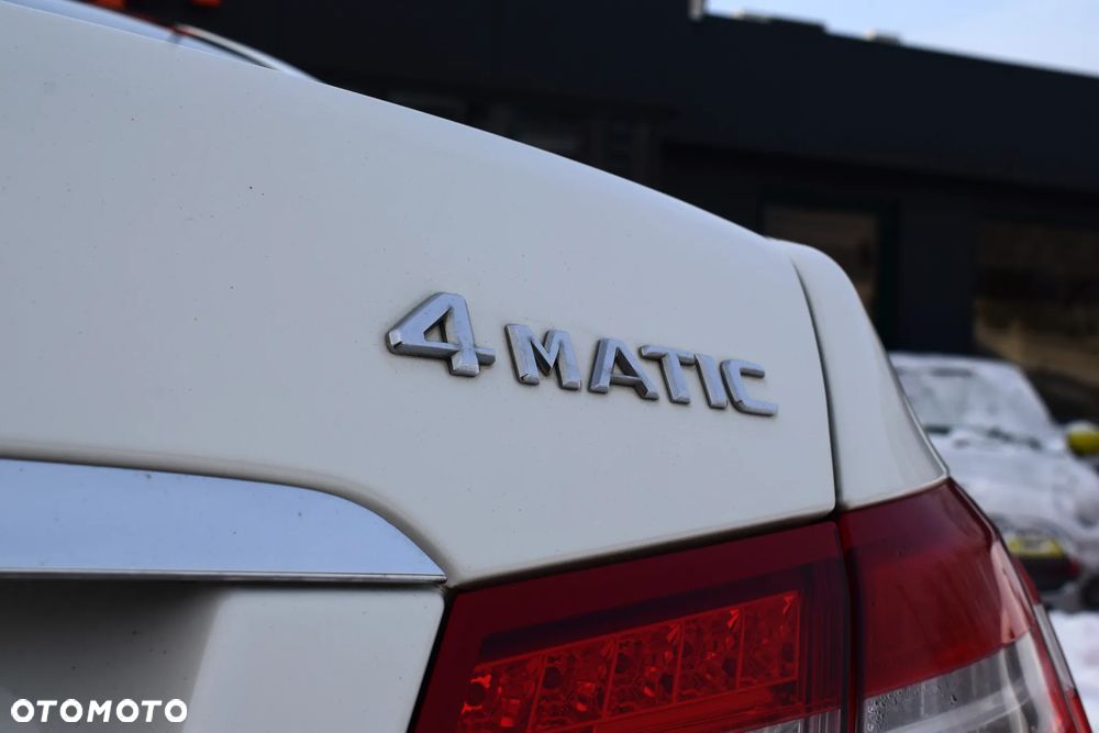 Mercedes-Benz Klasa E 350 4-Matic - 18