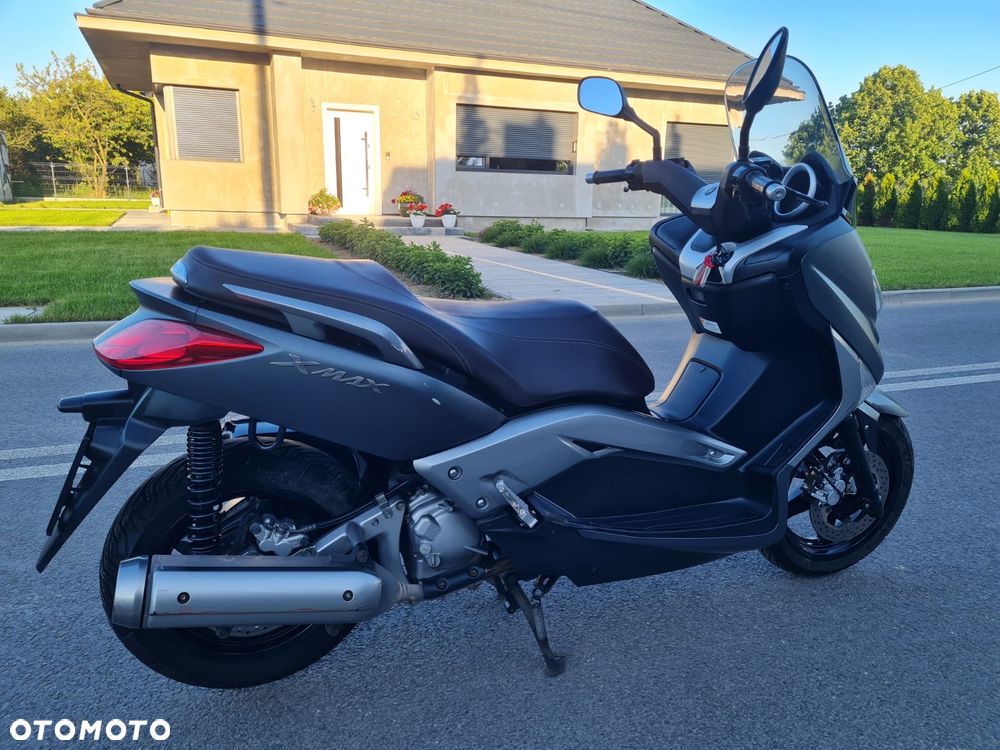 Yamaha X-max - 3