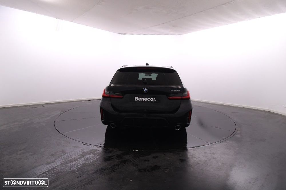 BMW 320 d Touring Pack Desportivo M Auto - 6