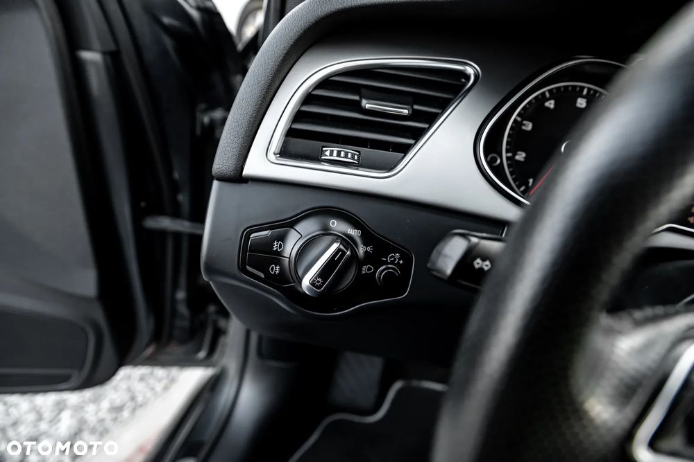 Audi A4 Avant 2.0 TFSI quattro S tronic S line Sportpaket - 29
