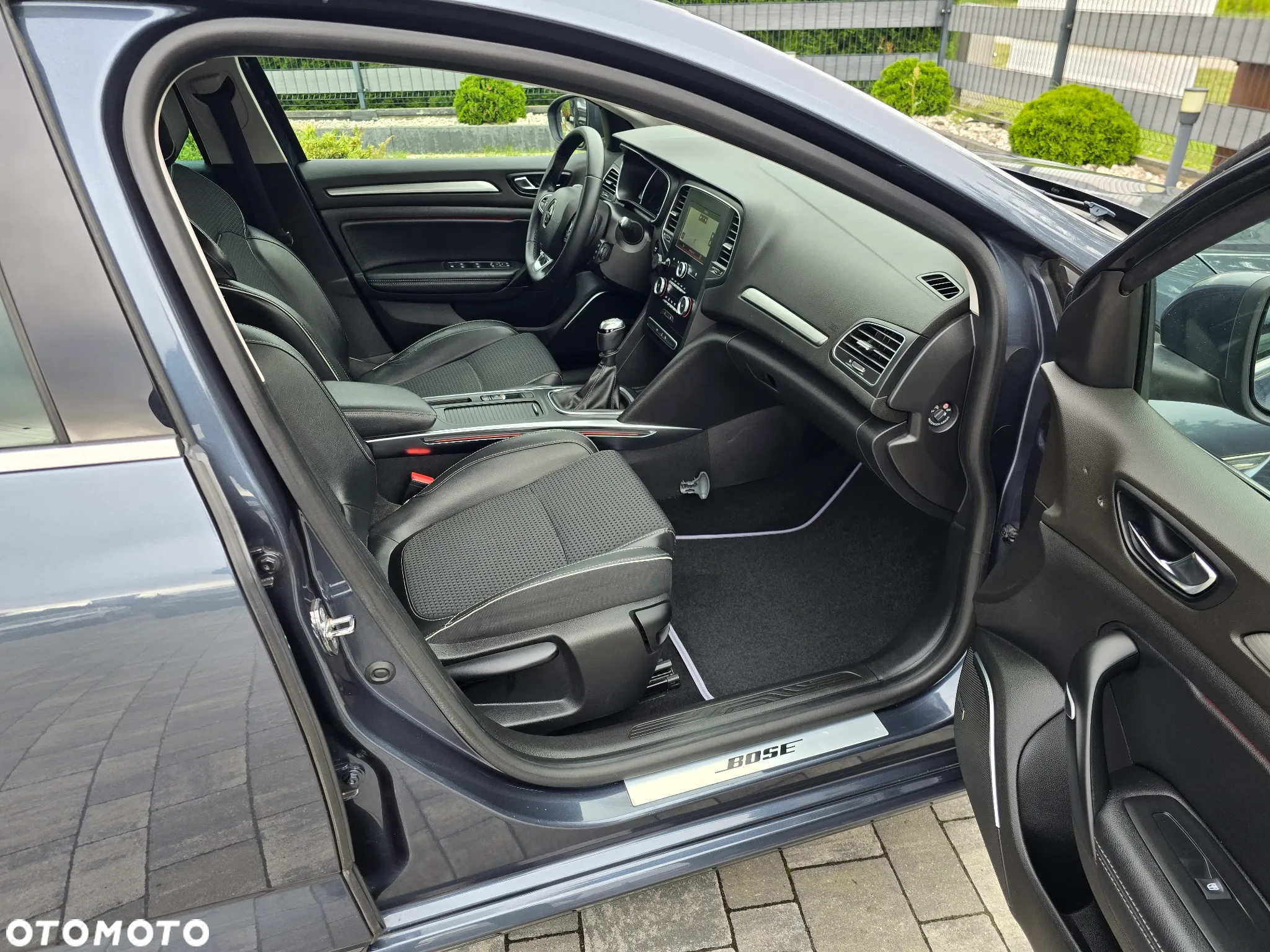 Renault Megane 1.2 16V TCe Energy Bose EU6 - 10
