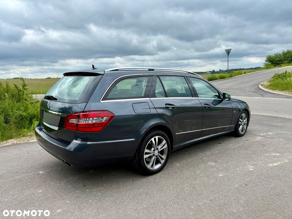 Mercedes-Benz Klasa E 350 T CDI DPF BlueEFFICIENCY 7G-TRONIC Avantgarde - 3