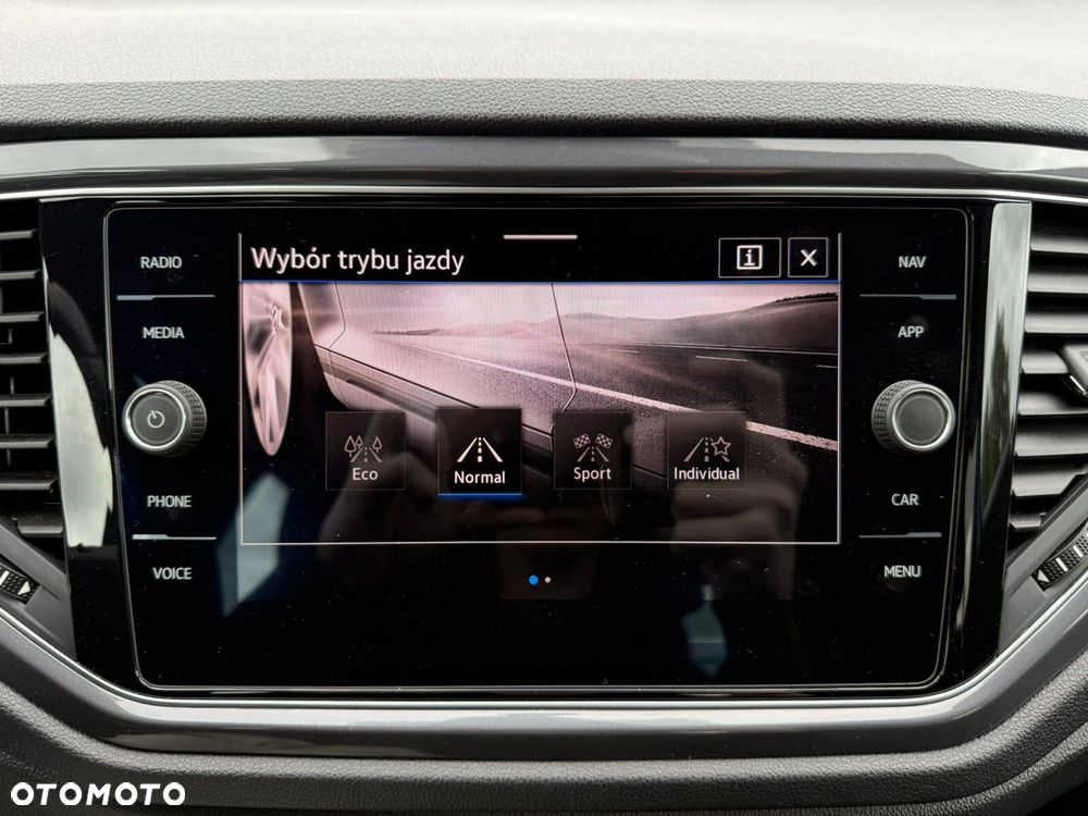 Volkswagen T-Roc 1.5 TSI GPF ACT Premium DSG - 22