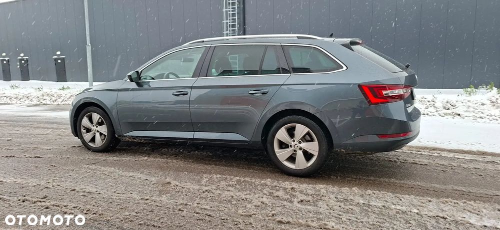 Skoda Superb 2.0 TDI 4x4 Style DSG - 5