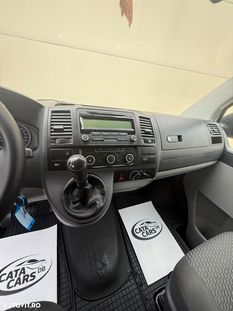 Volkswagen Transporter - 26