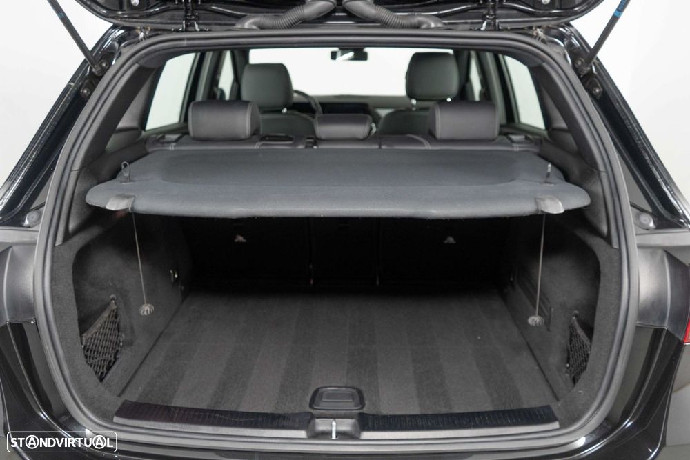 Mercedes-Benz B 250 e Progressive - 13