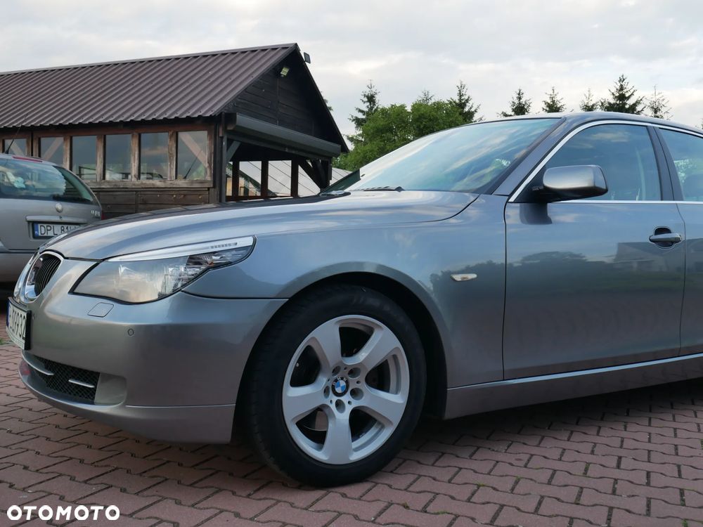 BMW Seria 5 525d - 14