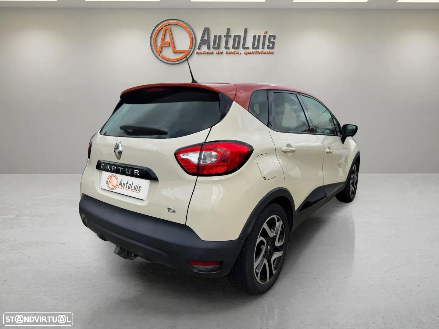 Renault Captur 1.0 TCe Exclusive Bi-Fuel - 4