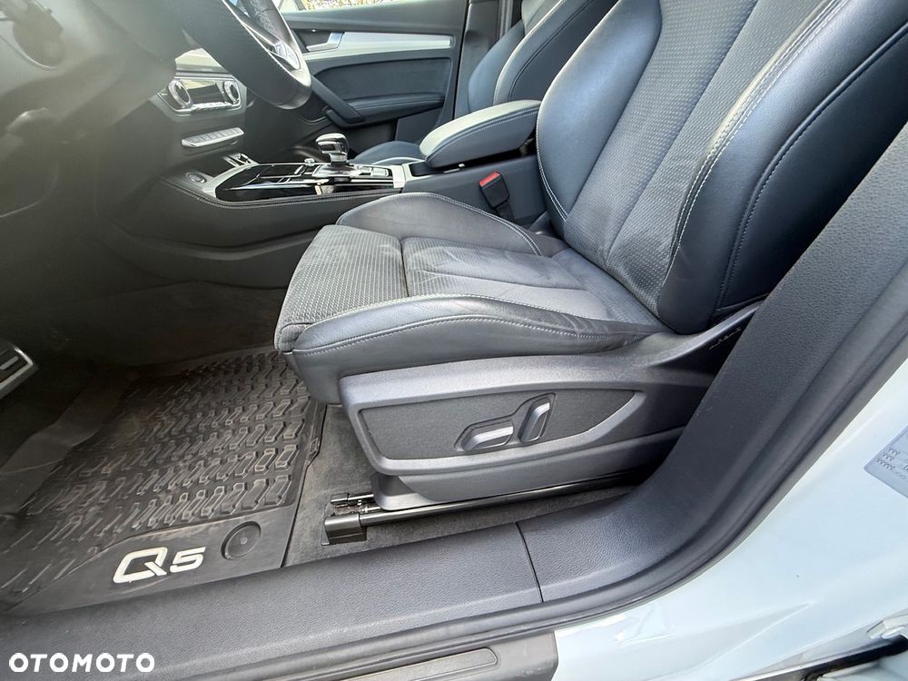 Audi Q5 50 TFSI e Quattro S tronic sport - 16