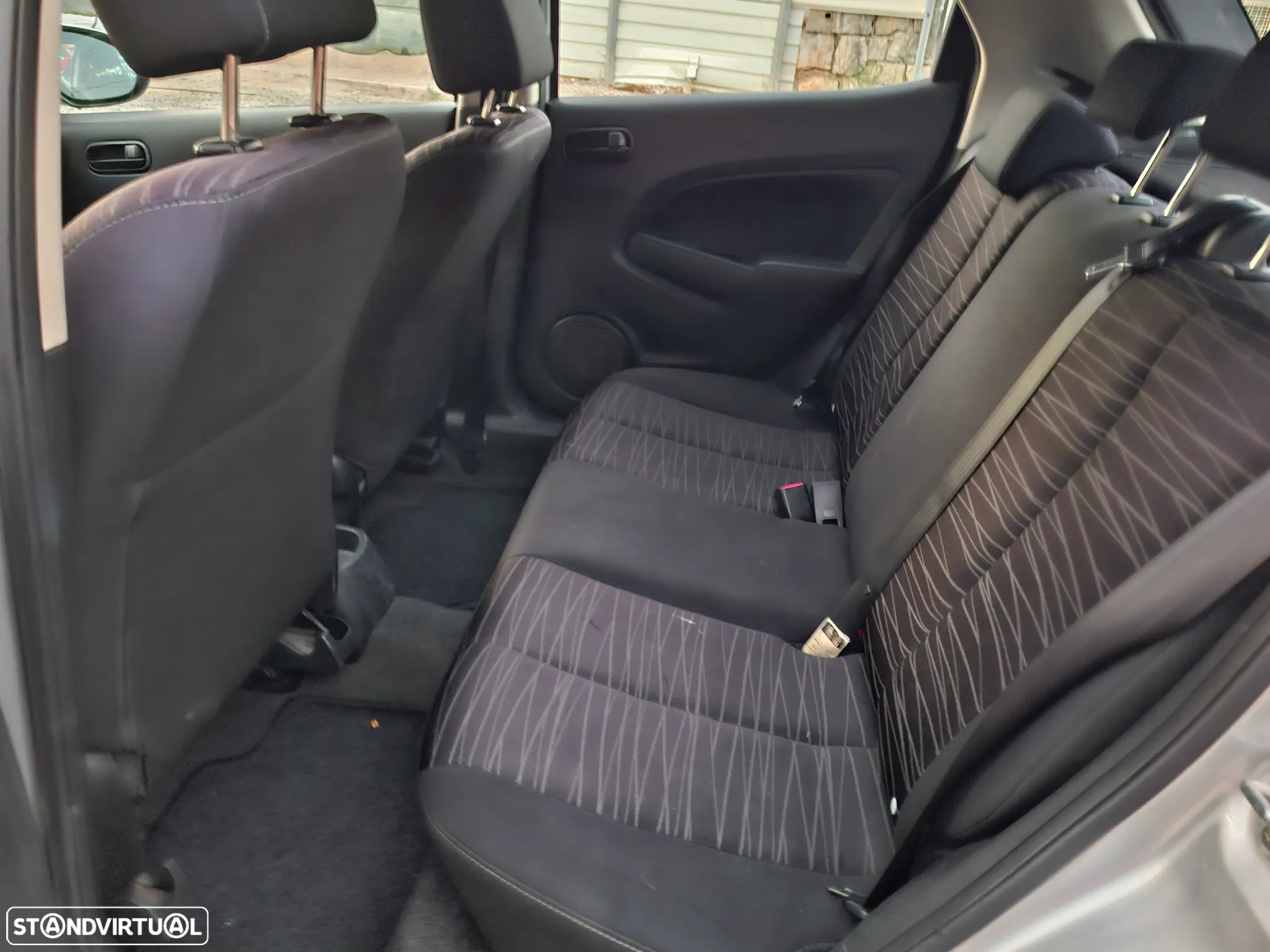 Mazda 2 1.3 MZR Exclusive - 11