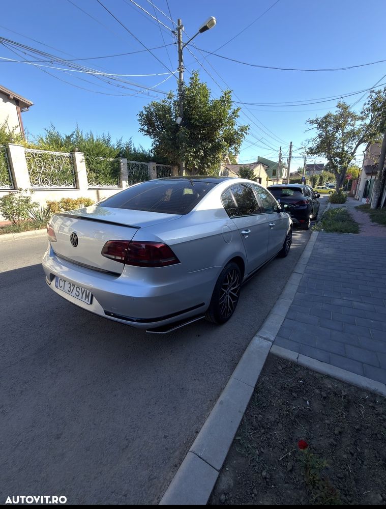 Volkswagen Passat 2.0 TDI BlueMotion Technology Comfortline - 4