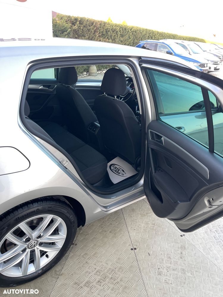 Volkswagen Golf 1.5 TSI BlueMotion ACT Comfortline - 24